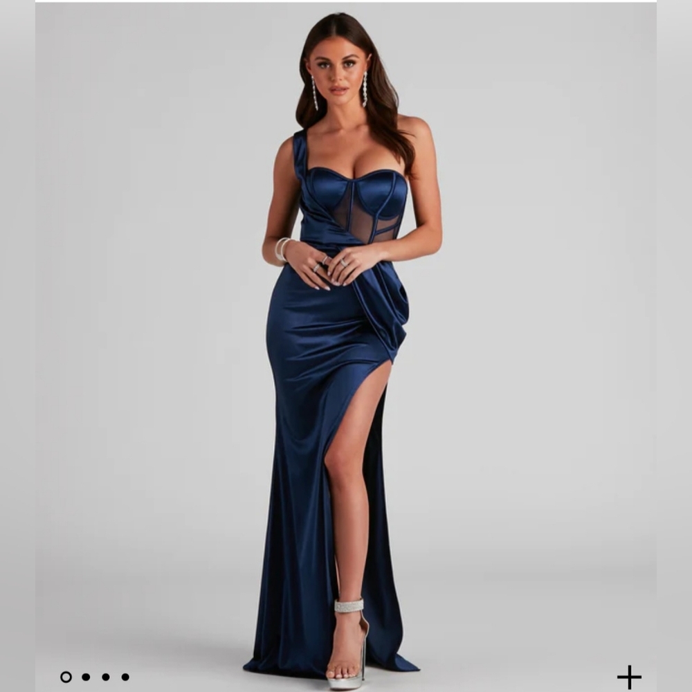 Blue Windsor gown leg slit  size xs